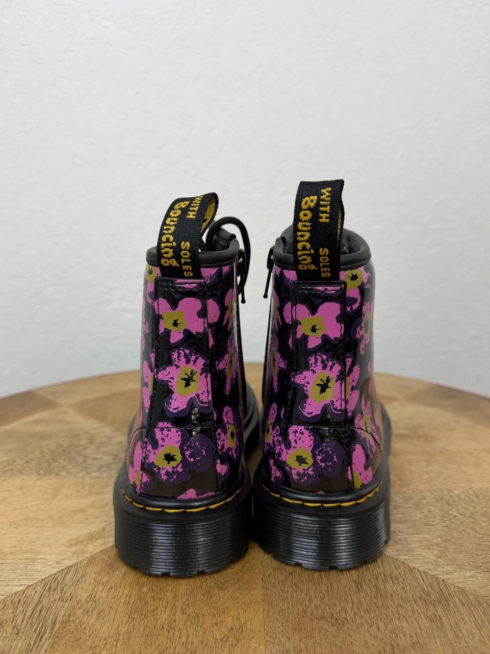 •Dr Martens • 1460 Pansy Patent Leather Lace Up Boot Size 2Y